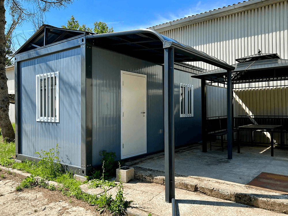 2X3 m-es 2 lábon álló teraszfedés, pergola