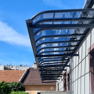 2×3 m-es falra szerelhető előtető, pergola