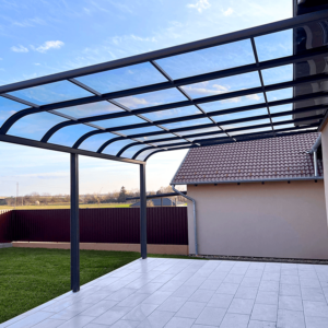 4X6 m-es 3 lábon álló teraszfedés, pergola